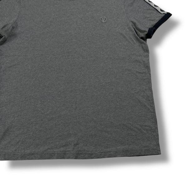 Fred Perry T-Shirt (L)