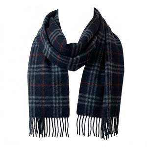 Ghost Mannequin – Vintage Burberry Schal